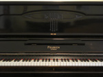 Schwarzes Jugendstilklavier