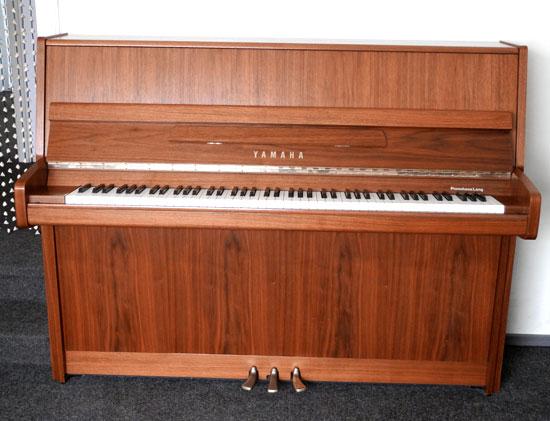Klavier Yamaha P116